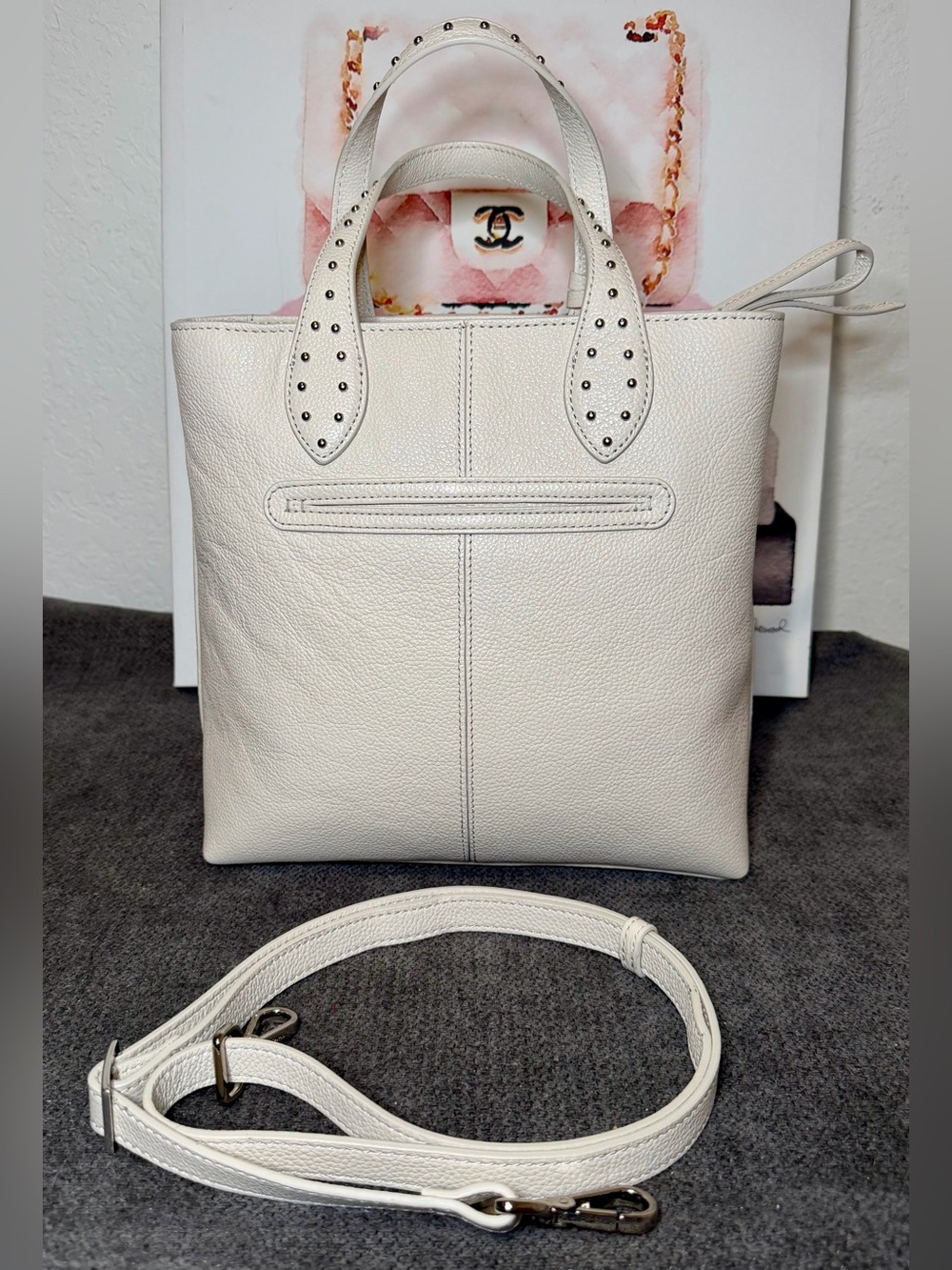 Brighton "Johnny Tall” Crème Leather & Croc embossed Convertible Crossbody Tote - Picture 3 of 12